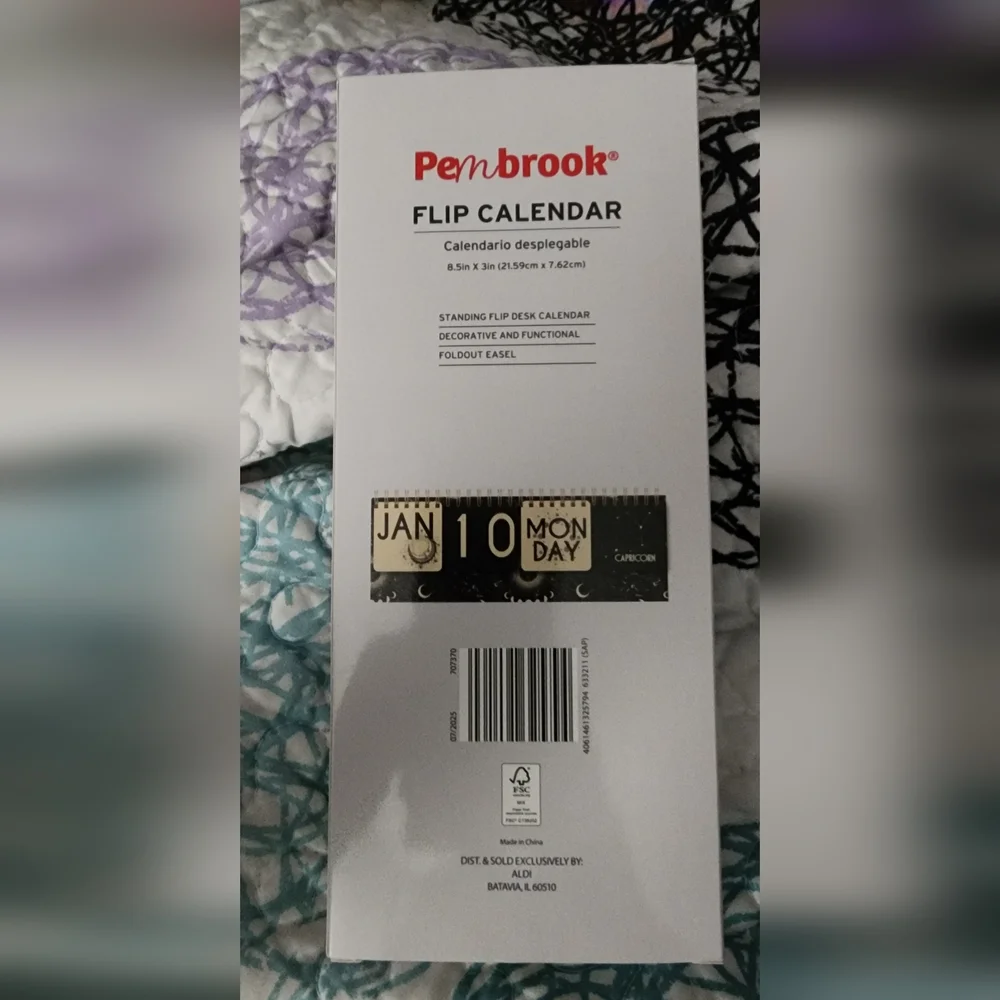 Black and Gold Flip Calendar